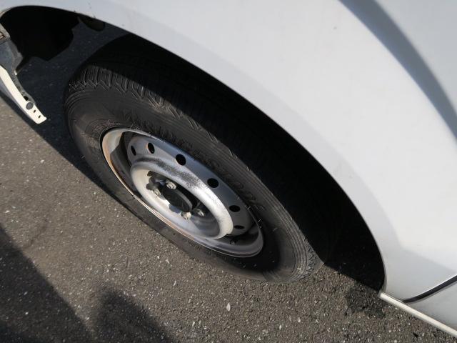 エブリイ ＰＡ　インパネオートマ車　エアコン　パワーステアリング　Ｗエアバッグ　ヘッドライトレベライザー　　ラジオ　両側スライドドア　修復歴無し（10枚目）