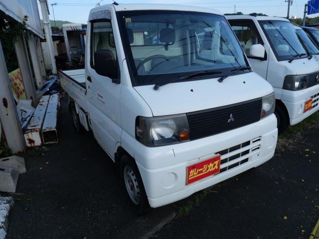 ミニキャブトラック 　セレクト４ＷＤ　ドライブレコーダー　ラジオ　エアコン　パワーステアリング　三方開　荷台ガード　荷台マット（4枚目）