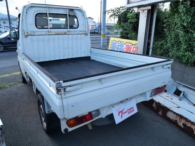 ミニキャブトラック 　セレクト４ＷＤ　ドライブレコーダー　ラジオ　エアコン　パワーステアリング　三方開　荷台ガード　荷台マット（7枚目）