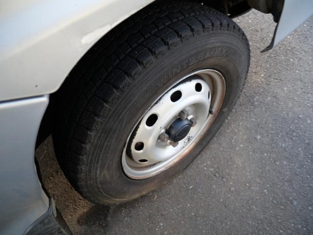 営業時間は、１０：００〜１９：００　定休日は火曜日です。