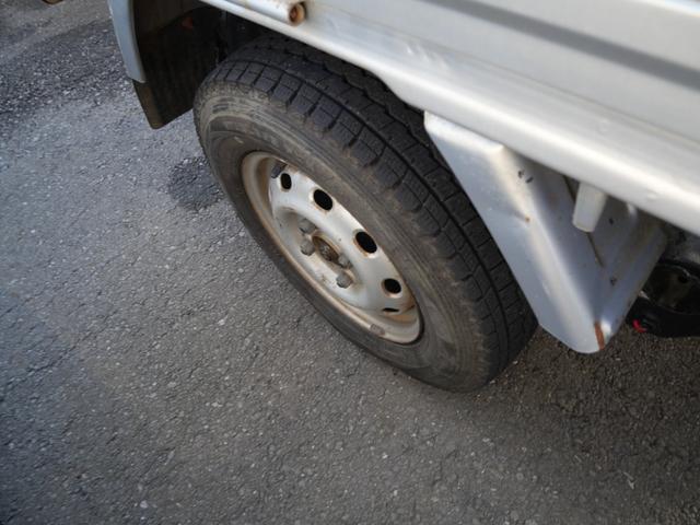 軽自動車を中心に在庫２０台を展示しています。軽トラックや軽箱バンも常時展示しています。