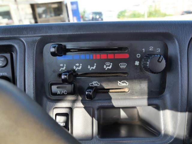 納車前には内外装を丁寧にクリーニングいたします。ご安心ください。