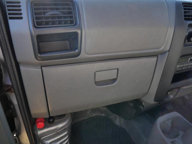 ミニキャブバン セレクト4WD車 エアコン パワーステアリング Wエアバッグ キーレスエントリー カセット(18枚目)