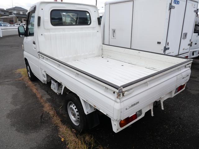 �[�ԑO�ɂ͓��O���𒚔J�ɃN���[�j���O�������܂��B�����S���������B