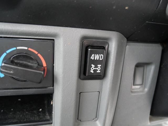 �[�ԑO�ɂ͓��O���𒚔J�ɃN���[�j���O�������܂��B�����S���������B