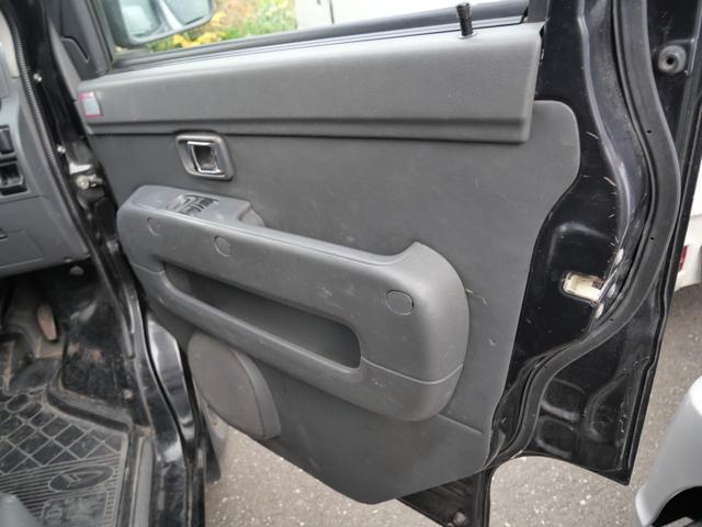 ハイゼットカーゴ ＤＸ　ナビ　ルーフラック　ＭＯＭＯコンビハンドル　ＥＴＣ　パワーウィンドウ　パワーステアリング　Ｗエアバッグ（9枚目）