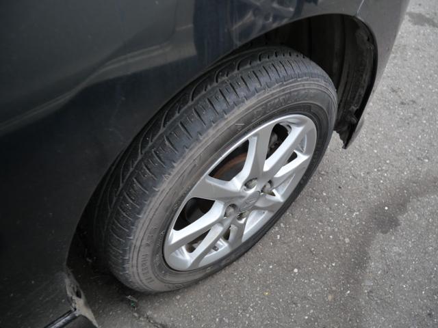 �y�����Ԃ𒆐S�ɍ݌ɂQ�O���W�����Ă��܂��B�y�g���b�N��y���o�����펞�W�����Ă��܂��B