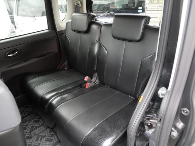 ���i�ɂ͎��M���������܂��B�ۏ؂͕t���Ă���܂��񂪁A���̕����������߂₷�����i�Ŕ̔����Ă��܂��B