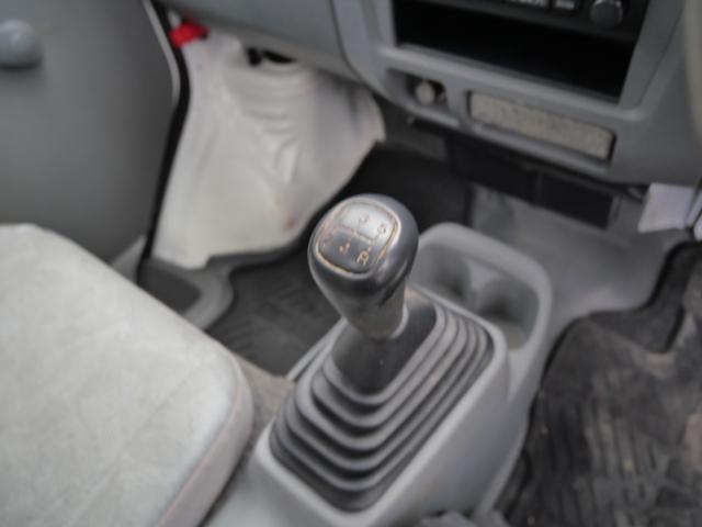 ミニキャブトラック Vタイプ セレクト4WD車 三方開 エアコン パワーステアリング ラジオ 荷台ガード(20枚目)