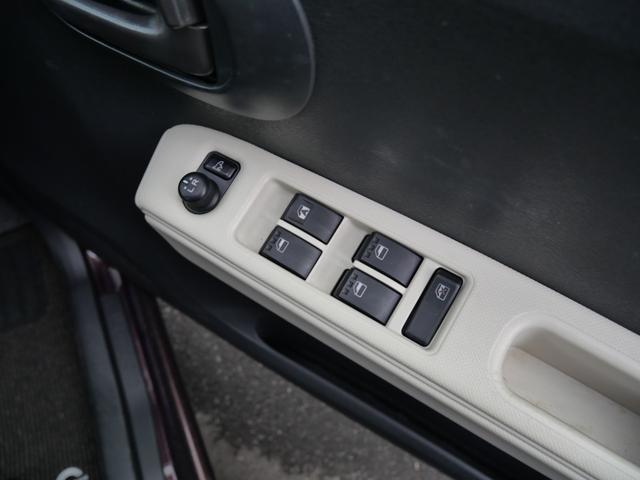 ���i�ɂ͎��M���������܂��B�ۏ؂͕t���Ă���܂��񂪁A���̕����������߂₷�����i�Ŕ̔����Ă��܂��B