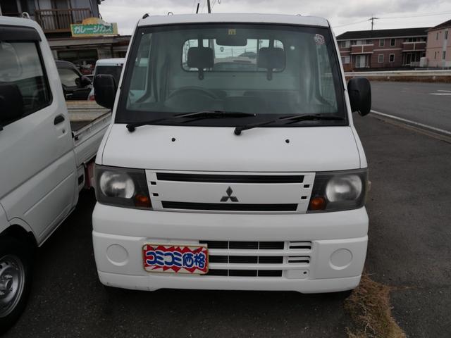 ミニキャブトラック Ｖタイプ　セレクト４ＷＤ車　エアコン　パワーステアリング　三方開　荷台ガード　ラジオ　ライトレベル調節（3枚目）