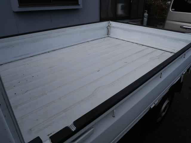 キャリイトラック ＫＣエアコン・パワステ　エアコン　パワーステアリング　ラジオ　三方費　荷台ガード（8枚目）