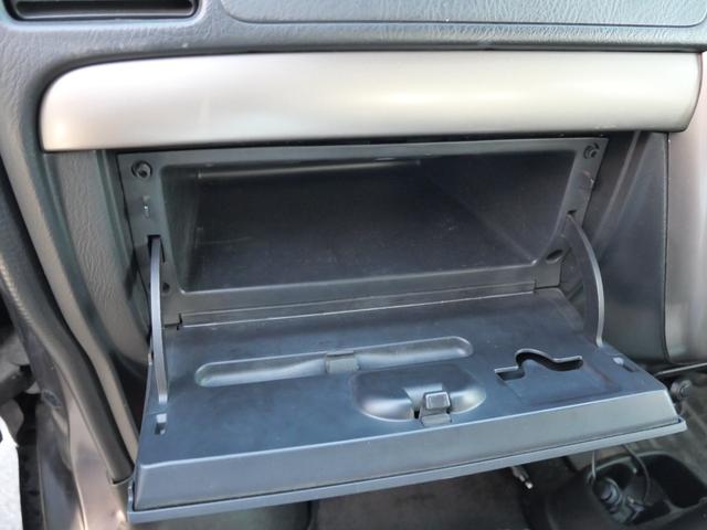 ���i�ɂ͎��M���������܂��B�ۏ؂͕t���Ă���܂��񂪁A���̕����������߂₷�����i�Ŕ̔����Ă��܂��B