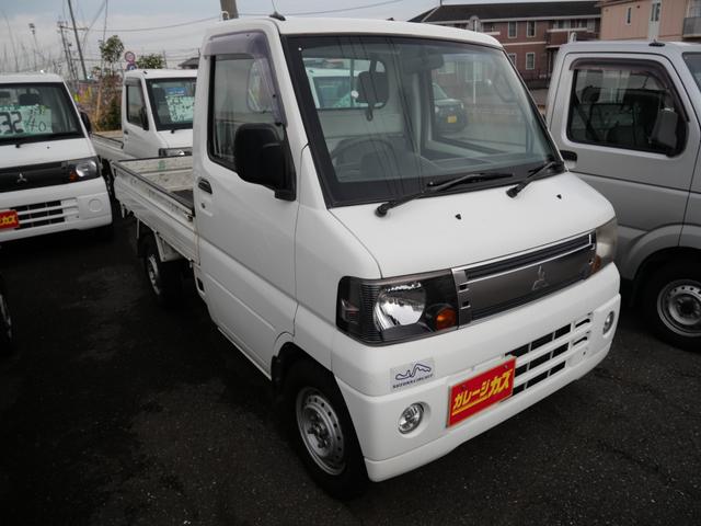 ミニキャブトラック ベースグレード　セレクト４ＷＤ車　エアコン　パワーステアリング　ラジオ　ライトレベル調節　三方開　荷台マット　荷台ガード（4枚目）