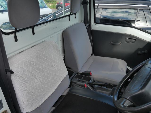 軽自動車を中心に在庫２０台を展示しています。軽トラックや軽箱バンも常時展示しています。