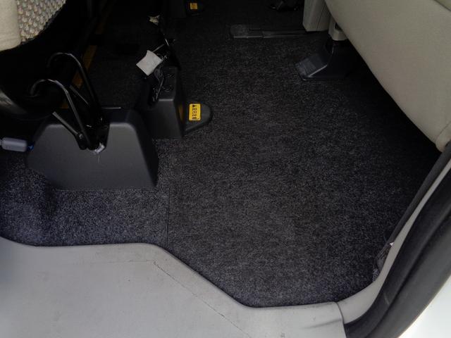 タント Ｘ　ＳＡ　スローパー　福祉車両　車いす移動車　片側パワースライドドア　スマートキー　ワンセグナビ　バックカメラ　禁煙車　オートライト　オートエアコン（31枚目）