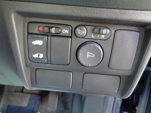 フリード Ｇ　エアロ　ジャストセレクション　禁煙車・スマートキー・ワンセグナビ・ＡＵＸ・ウォークスルー・片側電動スライドドア・オートライト・ＨＩＤ・アルミホイール（40枚目）