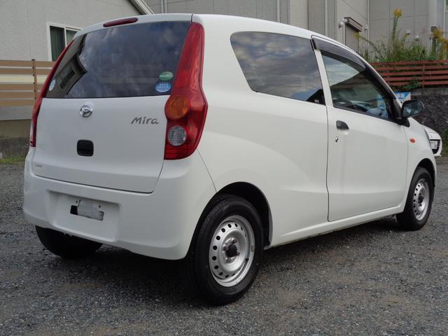 ミラ ＴＸ　４ナンバー　３枚ドア　ＣＶＴ　エアコン　キーレス　ラジオ（4枚目）