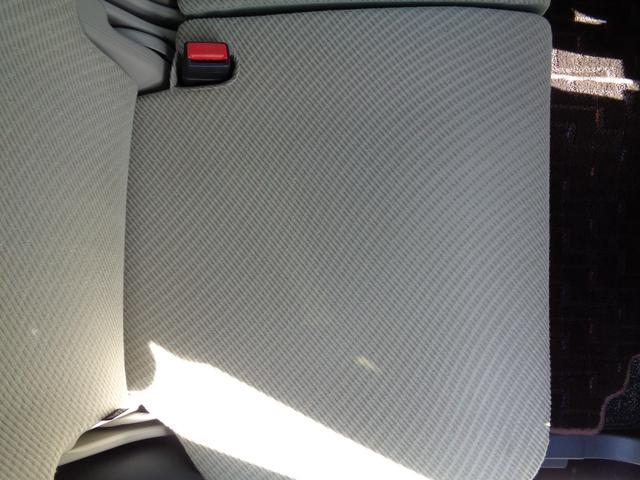 ワゴンＲ ＦＸ　禁煙車　フルセグナビ　１４インチアルミホイール　バックカメラ　ダンロップタイヤ２０２４年製　Ｂｌｕｅｔｏｏｔｈオーディオ　ＣＤ　ＤＶＤ　走行距離１７９００ｋｍ（28枚目）