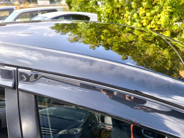 フィットハイブリッド スマートセレクション　禁煙車・スマートキー・フルセグナビ・Ｂｌｕｅｔｏｏｔｈオーディオ・ＥＴＣ・ＨＩＤヘッドライト・社外アルミホイール・オートクルーズ（5枚目）