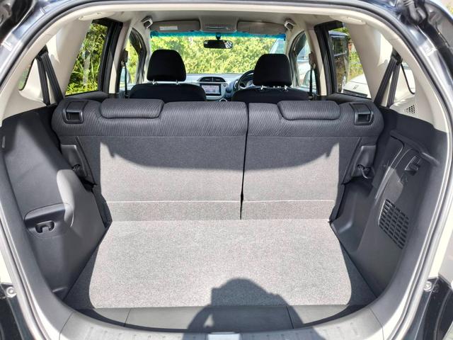 フィットハイブリッド スマートセレクション　禁煙車・スマートキー・フルセグナビ・Ｂｌｕｅｔｏｏｔｈオーディオ・ＥＴＣ・ＨＩＤヘッドライト・社外アルミホイール・オートクルーズ（16枚目）