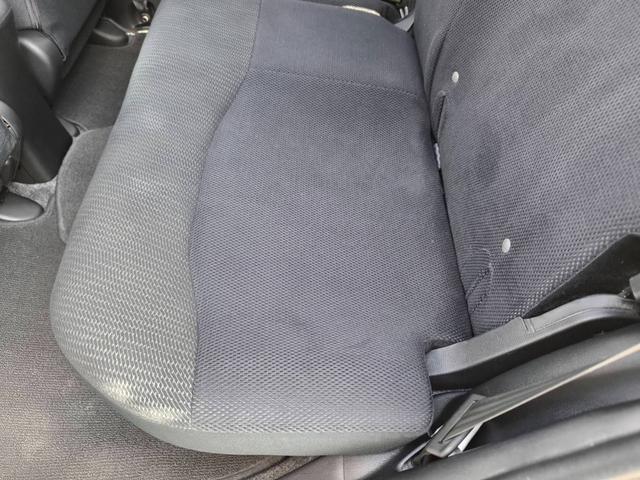 フィットハイブリッド スマートセレクション　禁煙車・スマートキー・フルセグナビ・Ｂｌｕｅｔｏｏｔｈオーディオ・ＥＴＣ・ＨＩＤヘッドライト・社外アルミホイール・オートクルーズ（22枚目）