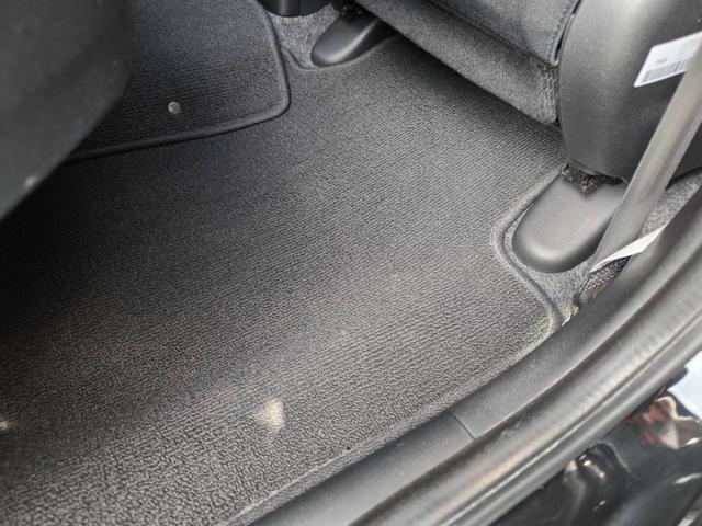 フィットハイブリッド スマートセレクション　禁煙車・スマートキー・フルセグナビ・Ｂｌｕｅｔｏｏｔｈオーディオ・ＥＴＣ・ＨＩＤヘッドライト・社外アルミホイール・オートクルーズ（27枚目）