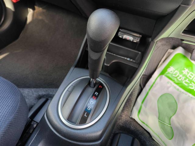 フィットハイブリッド スマートセレクション　禁煙車・スマートキー・フルセグナビ・Ｂｌｕｅｔｏｏｔｈオーディオ・ＥＴＣ・ＨＩＤヘッドライト・社外アルミホイール・オートクルーズ（50枚目）