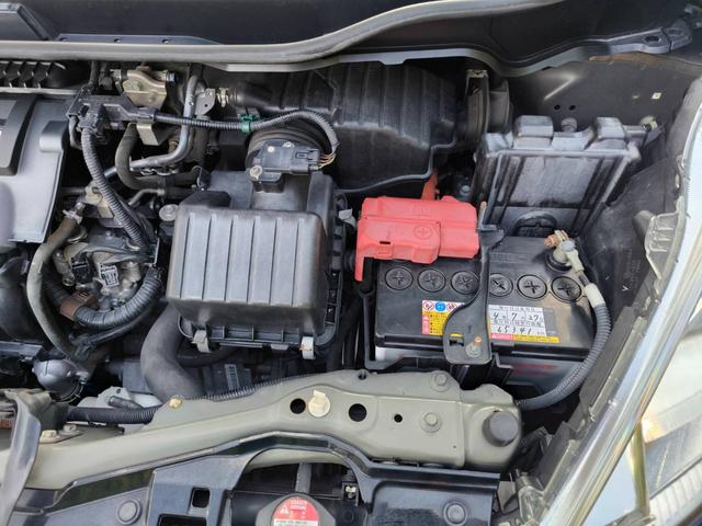 フィットハイブリッド スマートセレクション　禁煙車・スマートキー・フルセグナビ・Ｂｌｕｅｔｏｏｔｈオーディオ・ＥＴＣ・ＨＩＤヘッドライト・社外アルミホイール・オートクルーズ（52枚目）