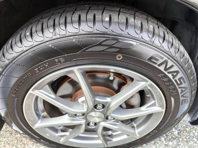 フィットハイブリッド スマートセレクション　禁煙車・スマートキー・フルセグナビ・Ｂｌｕｅｔｏｏｔｈオーディオ・ＥＴＣ・ＨＩＤヘッドライト・社外アルミホイール・オートクルーズ（54枚目）