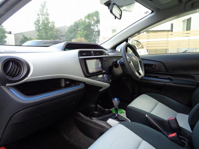 アクア S 禁煙車・フルセグナビ・バックカメラ・Bluetoothオーディオ・ETC・スマートキー・オートライト・Hライト研磨済み(31枚目)