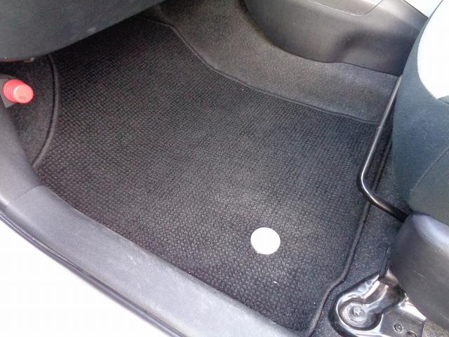 アクア S 禁煙車・フルセグナビ・バックカメラ・Bluetoothオーディオ・ETC・スマートキー・オートライト・Hライト研磨済み(34枚目)