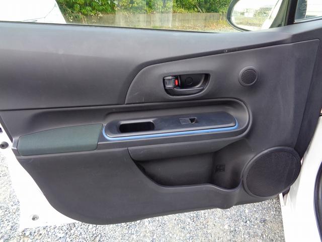 アクア S 禁煙車・フルセグナビ・バックカメラ・Bluetoothオーディオ・ETC・スマートキー・オートライト・Hライト研磨済み(35枚目)