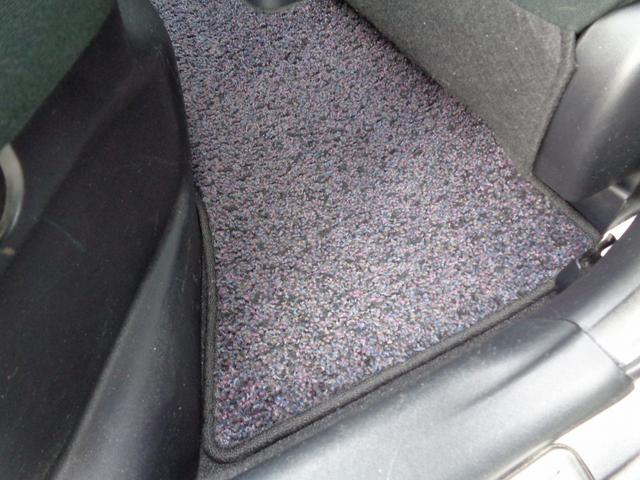 アクア Ｓ　禁煙車・フルセグナビ・バックカメラ・Ｂｌｕｅｔｏｏｔｈオーディオ・ＡＵＸ・スマートキー２個・ドラレコ・ＨＩＤ・オートライト（27枚目）