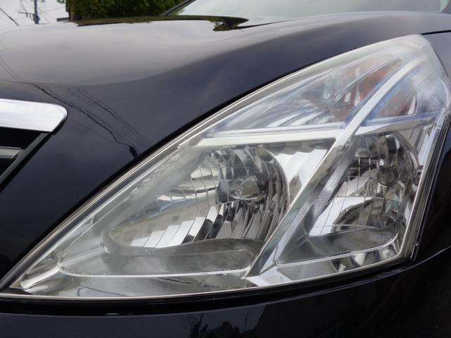 ティアナ ２５０ＸＬ　スポーティセレクション　レザーシート　インパル１９インチアルミホイール　フルセグナビ　ＥＴＣ　Ｂｌｕｅｔｏｏｔｈオーディオ　フロントカメラ　バックカメラ　サイドカメラ　パワーシート　オットマン　ゴールドエンブレム（15枚目）