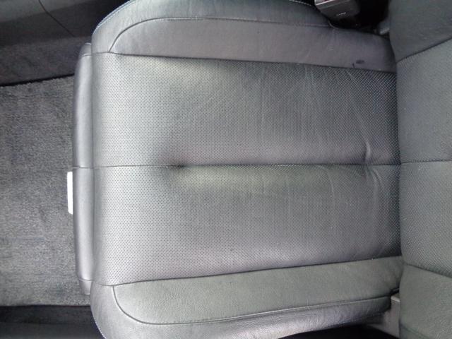 ティアナ ２５０ＸＬ　スポーティセレクション　レザーシート　インパル１９インチアルミホイール　フルセグナビ　ＥＴＣ　Ｂｌｕｅｔｏｏｔｈオーディオ　フロントカメラ　バックカメラ　サイドカメラ　パワーシート　オットマン　ゴールドエンブレム（40枚目）