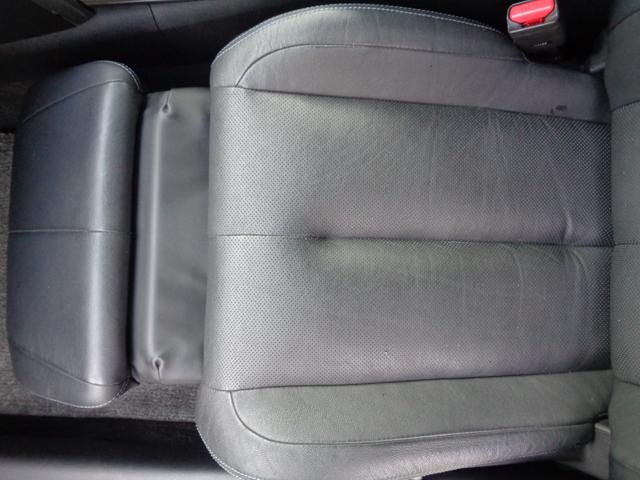 ティアナ ２５０ＸＬ　スポーティセレクション　レザーシート　インパル１９インチアルミホイール　フルセグナビ　ＥＴＣ　Ｂｌｕｅｔｏｏｔｈオーディオ　フロントカメラ　バックカメラ　サイドカメラ　パワーシート　オットマン　ゴールドエンブレム（41枚目）