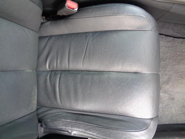 ティアナ ２５０ＸＬ　スポーティセレクション　レザーシート　インパル１９インチアルミホイール　フルセグナビ　ＥＴＣ　Ｂｌｕｅｔｏｏｔｈオーディオ　フロントカメラ　バックカメラ　サイドカメラ　パワーシート　オットマン　ゴールドエンブレム（48枚目）