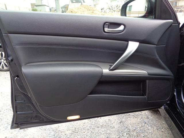 ティアナ ２５０ＸＬ　スポーティセレクション　レザーシート　インパル１９インチアルミホイール　フルセグナビ　ＥＴＣ　Ｂｌｕｅｔｏｏｔｈオーディオ　フロントカメラ　バックカメラ　サイドカメラ　パワーシート　オットマン　ゴールドエンブレム（75枚目）