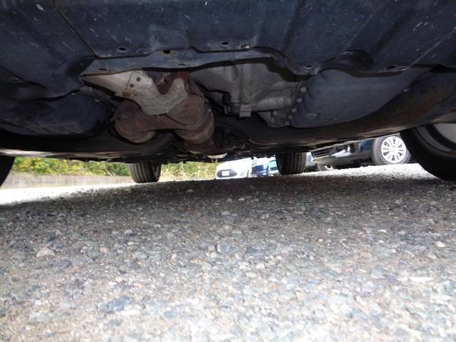 ティアナ ２５０ＸＬ　スポーティセレクション　レザーシート　インパル１９インチアルミホイール　フルセグナビ　ＥＴＣ　Ｂｌｕｅｔｏｏｔｈオーディオ　フロントカメラ　バックカメラ　サイドカメラ　パワーシート　オットマン　ゴールドエンブレム（79枚目）