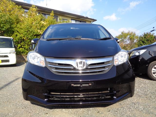 フリード 　ＧＨ　ワンオーナー　禁煙車　ワンセグナビ　バックカメラ　左側自動スライドドア　ＥＴＣ　ＨＩＤ　６人乗り　オートエアコン　オートライト　スマートキー　ＣＤ／ＤＶＤ（6枚目）