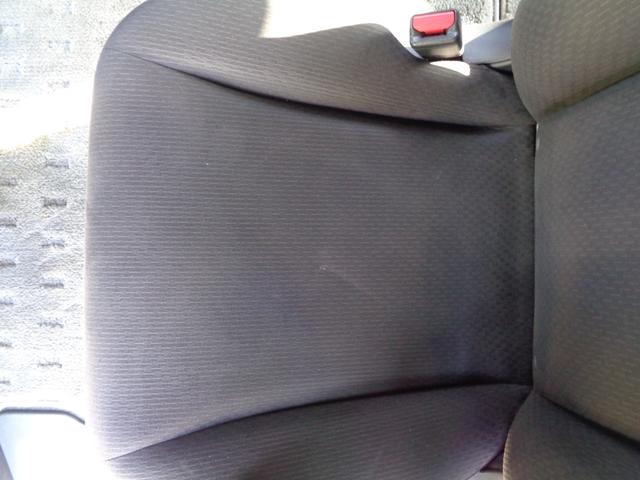 フリード 　ＧＨ　ワンオーナー　禁煙車　ワンセグナビ　バックカメラ　左側自動スライドドア　ＥＴＣ　ＨＩＤ　６人乗り　オートエアコン　オートライト　スマートキー　ＣＤ／ＤＶＤ（19枚目）