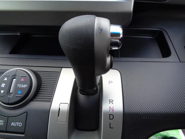 フリード 　ＧＨ　ワンオーナー　禁煙車　ワンセグナビ　バックカメラ　左側自動スライドドア　ＥＴＣ　ＨＩＤ　６人乗り　オートエアコン　オートライト　スマートキー　ＣＤ／ＤＶＤ（51枚目）