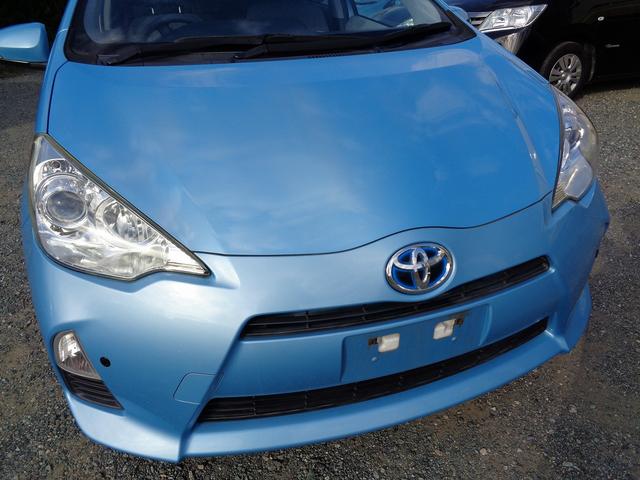 アクア Ｓ　禁煙車・シートヒーター・タイヤ２０２４年製・フルセグナビ・バックカメラ・Ｂｌｕｅｔｏｏｔｈオーディオ・スマートキー２個・ＥＴＣ・ドラレコ（3枚目）