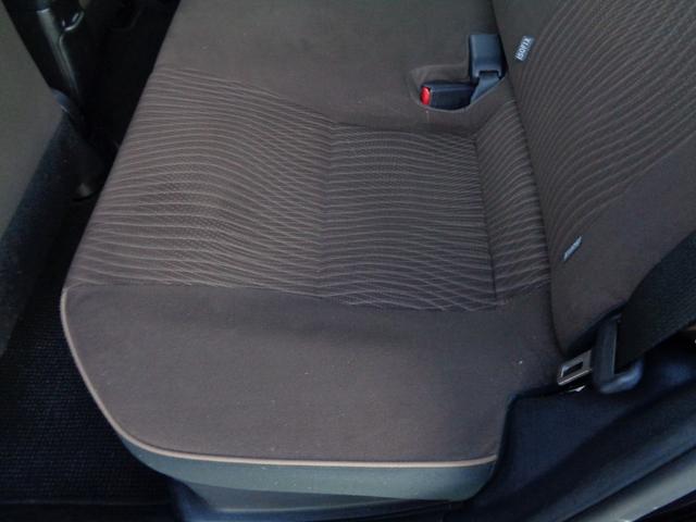 アクア Ｇ　ワンオーナー・禁煙車・フルセグナビ・ＤＶＤ再生・ＥＴＣ・スマートキー・ドライブレコーダー前後・アームレスト・オートライト（20枚目）