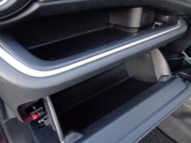 アクア Ｇ　ワンオーナー・禁煙車・フルセグナビ・ＤＶＤ再生・ＥＴＣ・スマートキー・ドライブレコーダー前後・アームレスト・オートライト（32枚目）