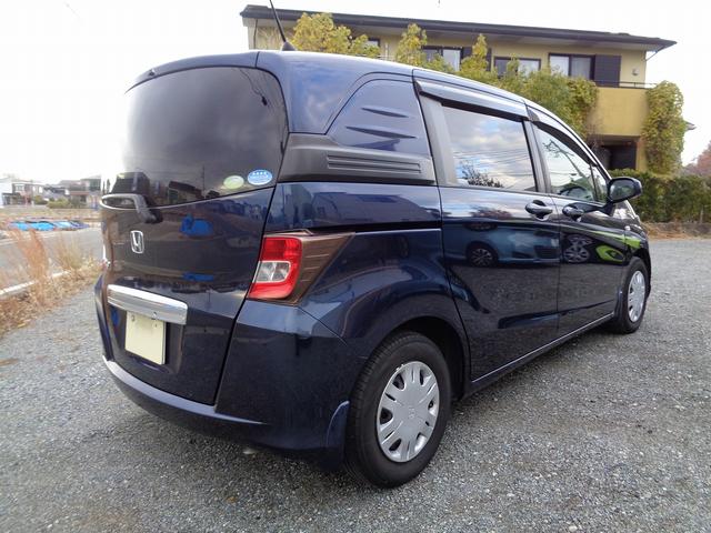 フリードスパイク Ｇ　ジャストセレクション　フルセグナビ・バックカメラ・タイヤ２０２４年製・片側電動スライドドア・スマートキー２個・オートライト・ＨＩＤ・オートエアコン（5枚目）