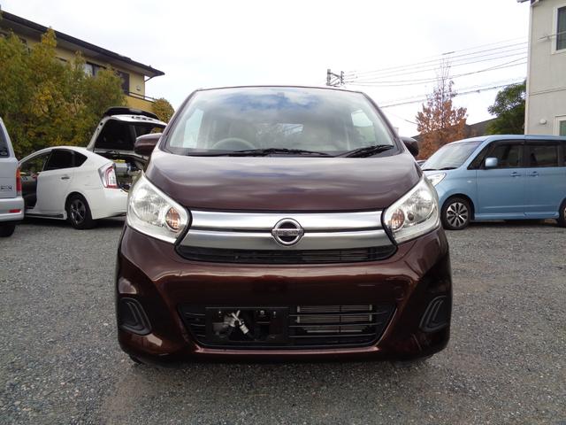 デイズ Ｊ　禁煙車　フルセグナビ　バックモニター　前後ドライブレコーダー　　Ｂｌｕｅｔｏｏｔｈオーディオ　ＣＤ／ＤＶＤ　ＥＴＣ　ベンチシート　車検２年点検整備　走行距離２５，２００ｋｍ（8枚目）