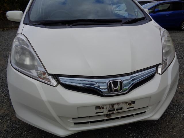 フィットハイブリッド スマートセレクション ワンセグナビ・バックカメラ・DVD視聴・スマートキー・HID・オートライト・オートクルーズコントロール(3枚目)