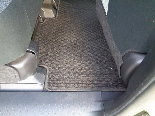 シエンタ Ｘ　Ｂｌｕｅｔｏｏｔｈ対応ナビ・バックカメラ・ドライブレコーダー・ＥＴＣ・片側パワースライドドア・三列シート（27枚目）